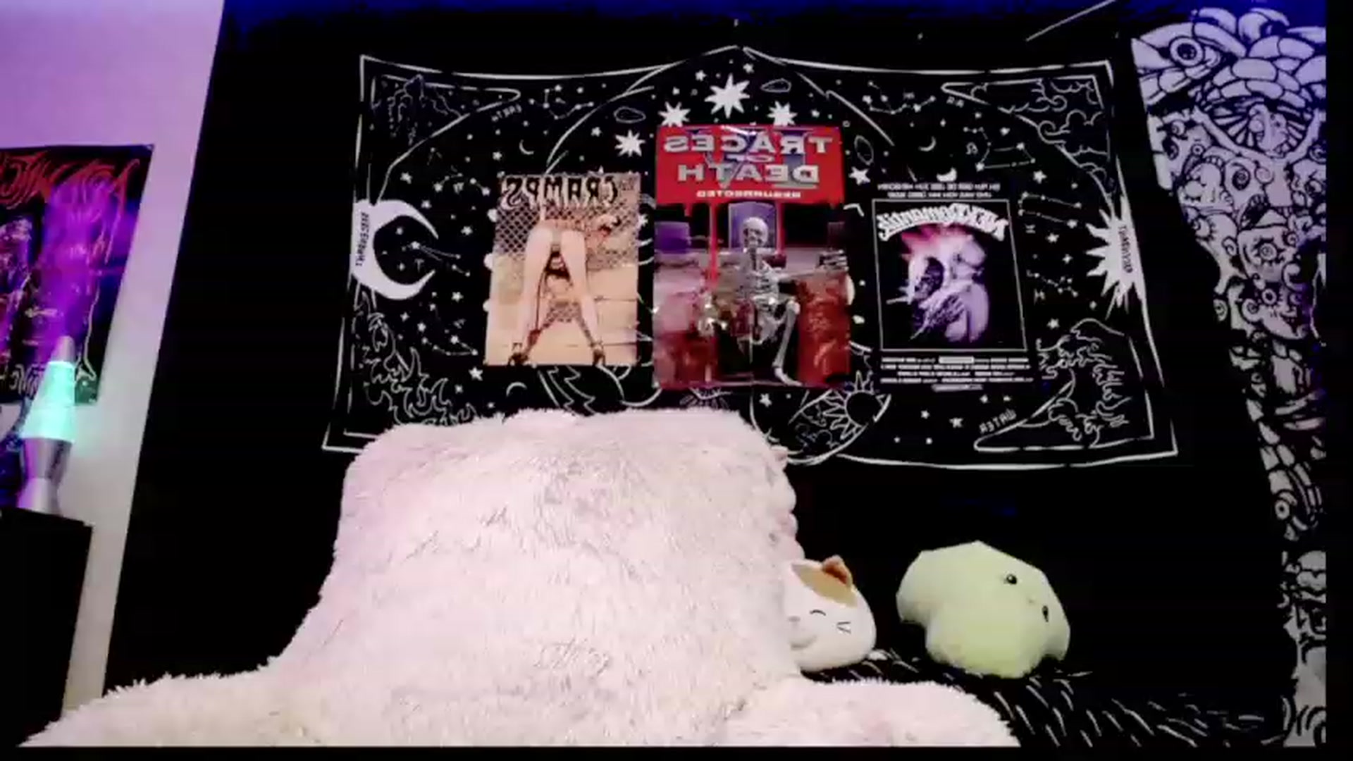 Gallery image thumbnail from AngelicaPckls's myfreecams stream on, 12/30/2022, 08:33 image 9 of 20
