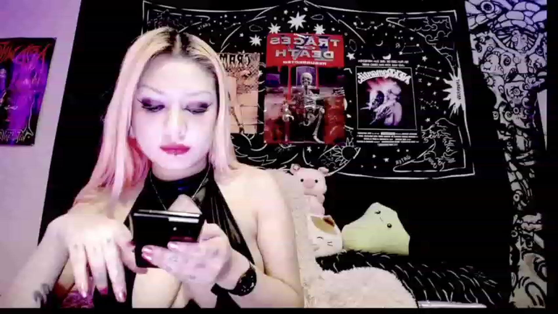 Gallery image thumbnail from AngelicaPckls's myfreecams stream on, 01/04/2023, 19:33 image 9 of 20