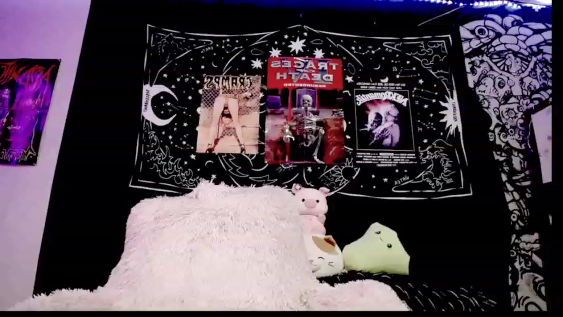Gallery image thumbnail from AngelicaPckls's myfreecams stream on, 01/04/2023, 19:33 image 6 of 20