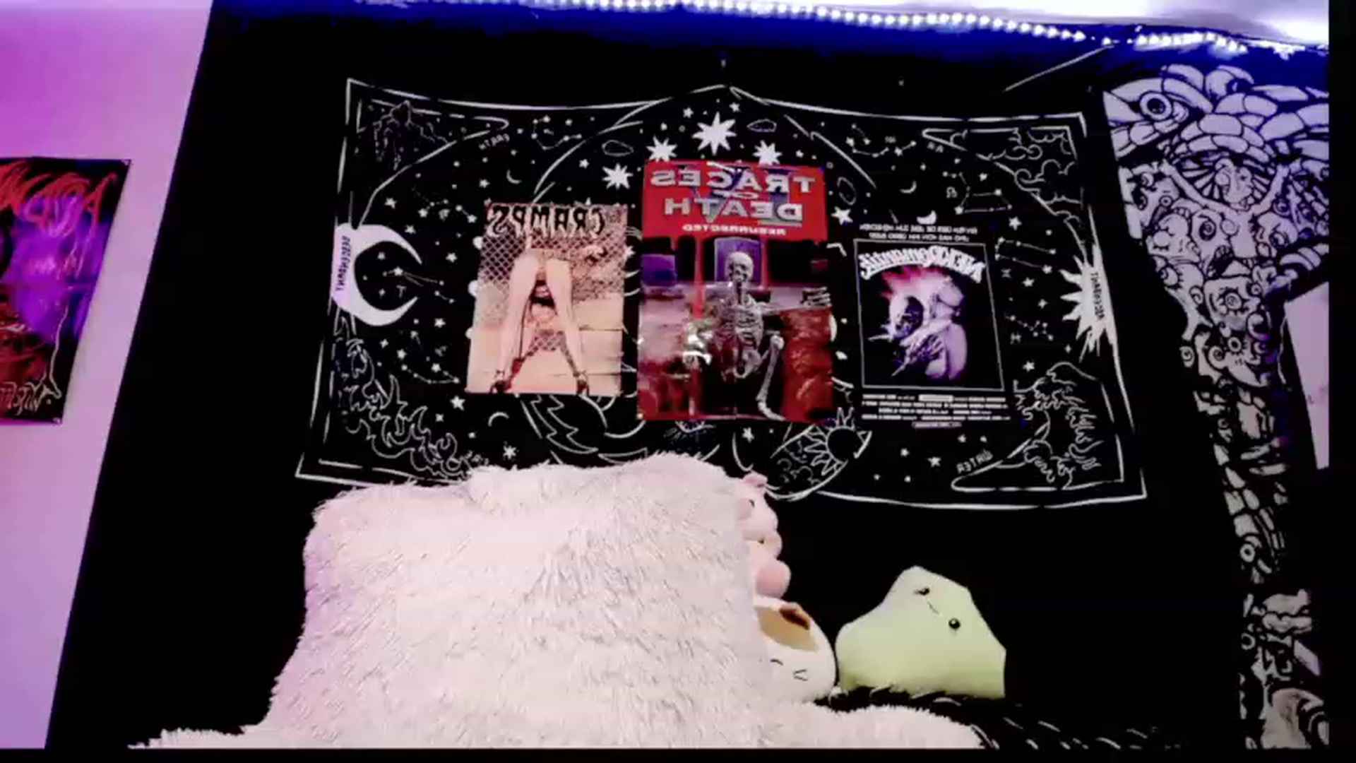 Gallery image thumbnail from AngelicaPckls's myfreecams stream on, 01/05/2023, 04:01 image 5 of 20