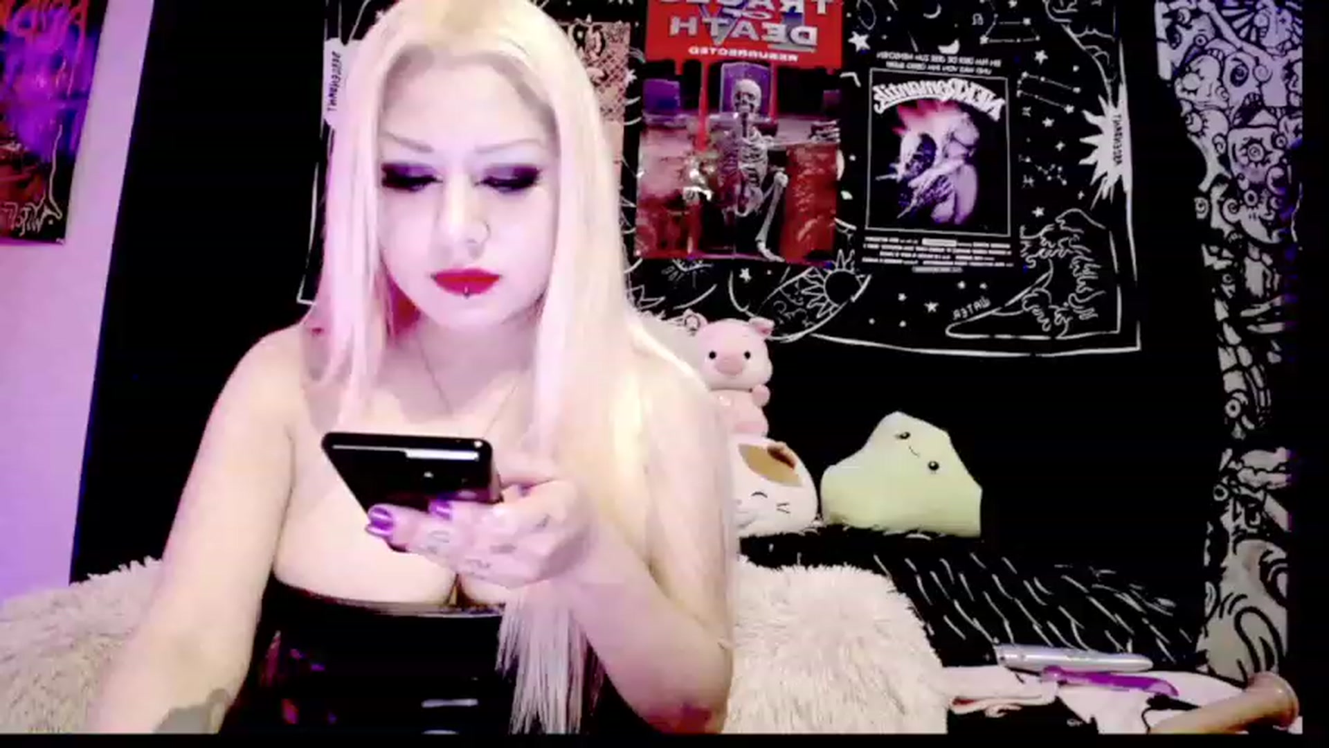 Gallery image thumbnail from AngelicaPckls's myfreecams stream on, 01/05/2023, 17:51 image 13 of 20