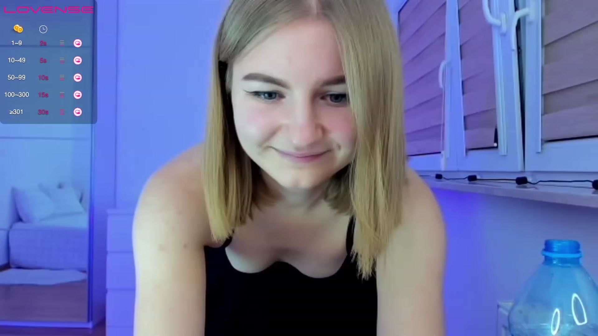 Gallery image thumbnail from Angelicfame's myfreecams stream on, 11/14/2022, 20:43 image 14 of 20