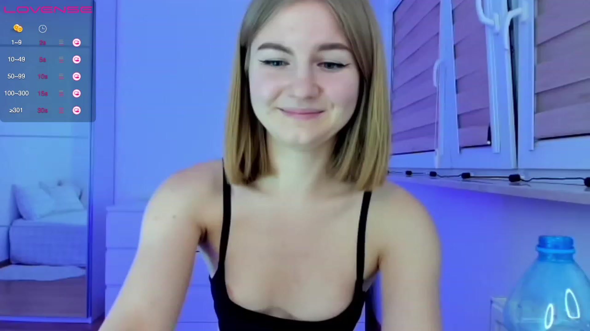 Gallery image thumbnail from Angelicfame's myfreecams stream on, 11/14/2022, 21:22 image 3 of 20