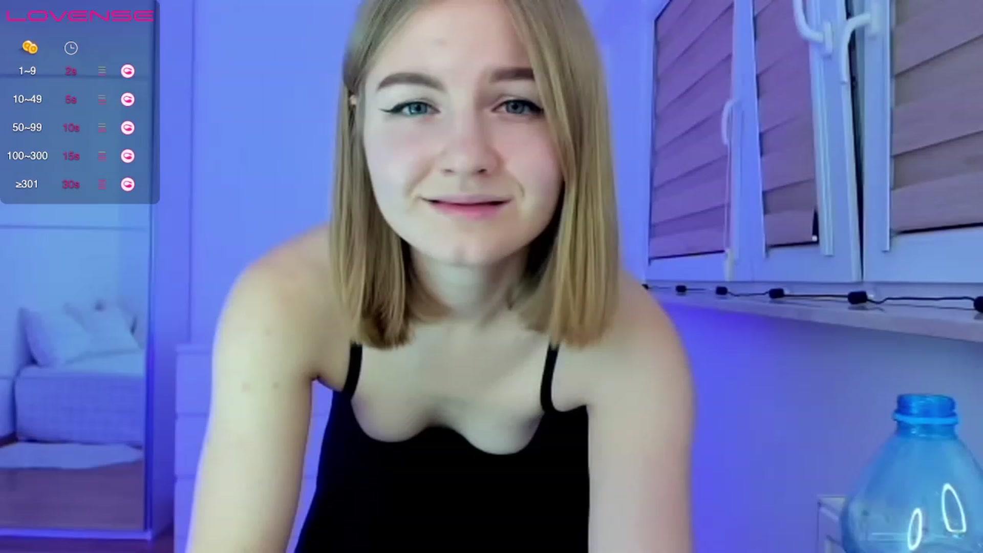 Gallery image thumbnail from Angelicfame's myfreecams stream on, 11/14/2022, 21:22 image 15 of 20