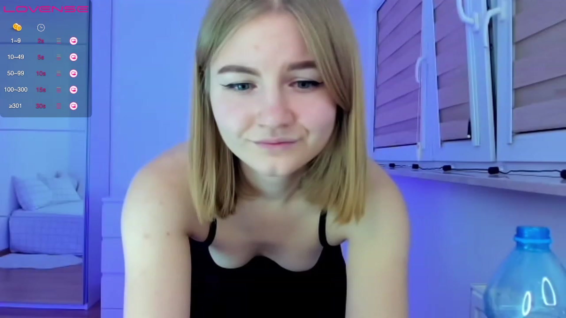 Gallery image thumbnail from Angelicfame's myfreecams stream on, 11/14/2022, 21:22 image 18 of 20
