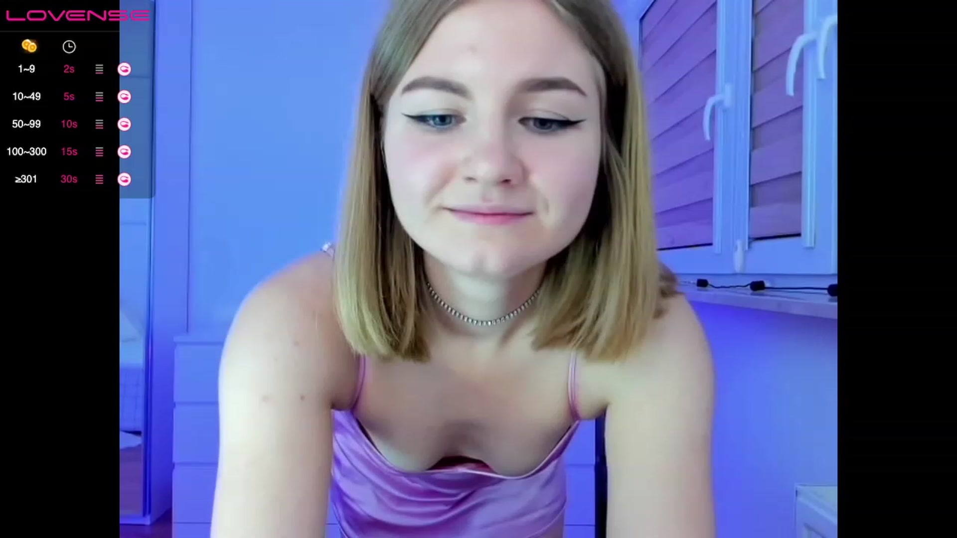 Gallery image thumbnail from Angelicfame's myfreecams stream on, 11/15/2022, 17:27 image 18 of 20