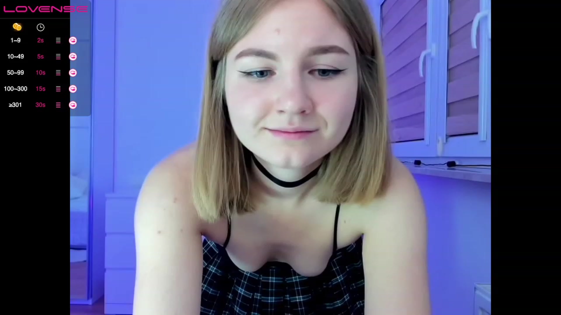 Gallery image thumbnail from Angelicfame's myfreecams stream on, 11/16/2022, 15:31 image 7 of 20