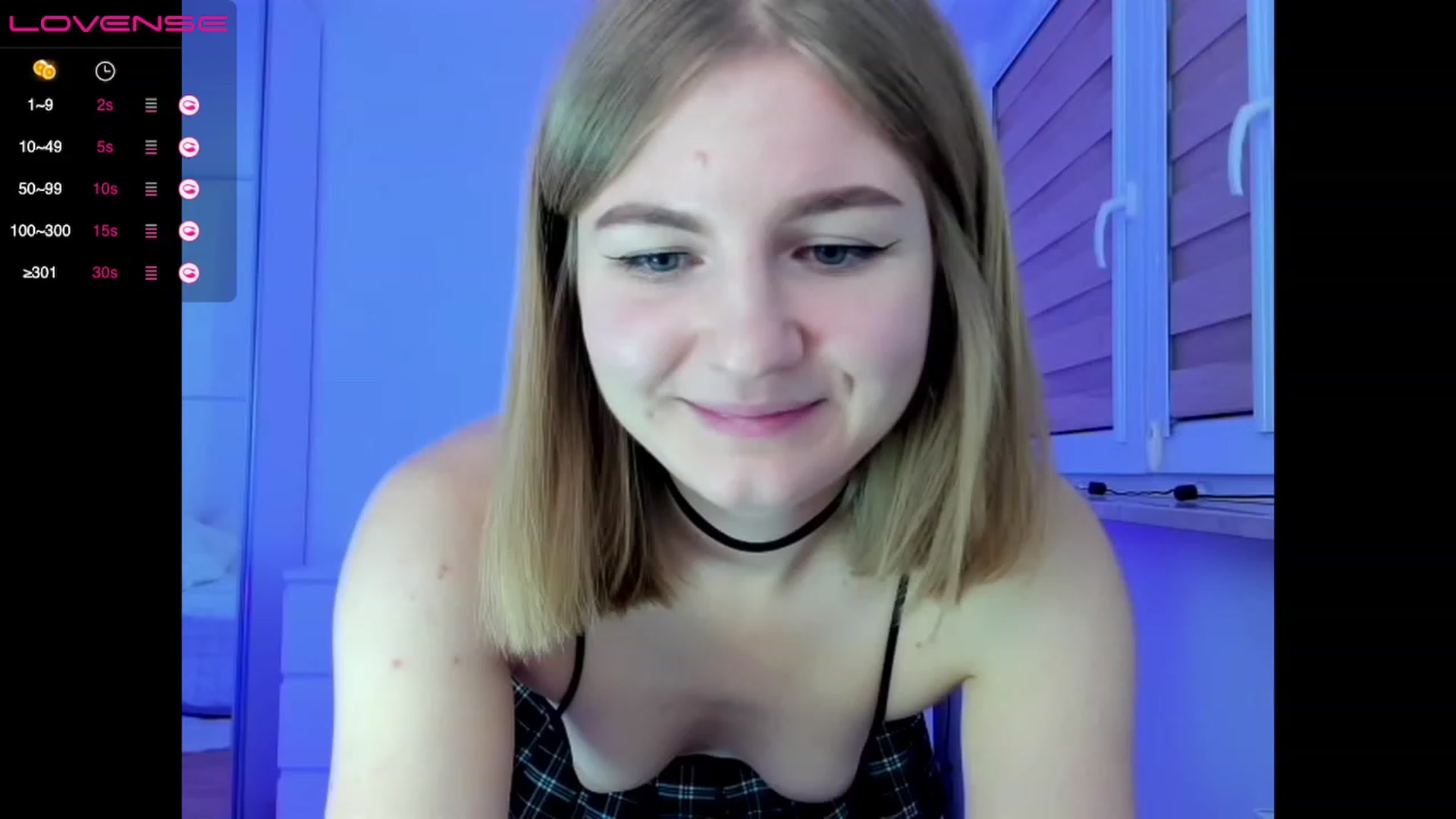 Gallery image thumbnail from Angelicfame's myfreecams stream on, 11/16/2022, 16:43 image 15 of 20