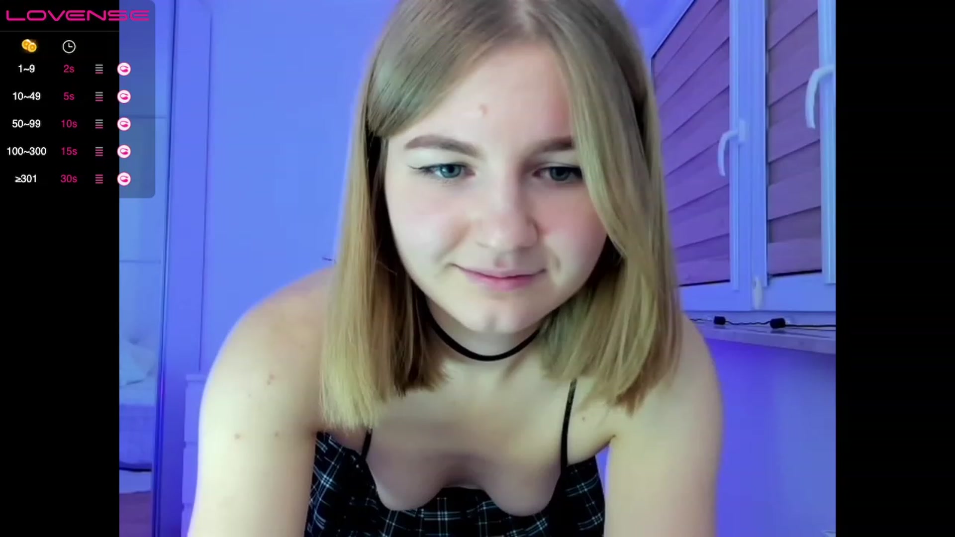 Gallery image thumbnail from Angelicfame's myfreecams stream on, 11/16/2022, 17:09 image 3 of 20