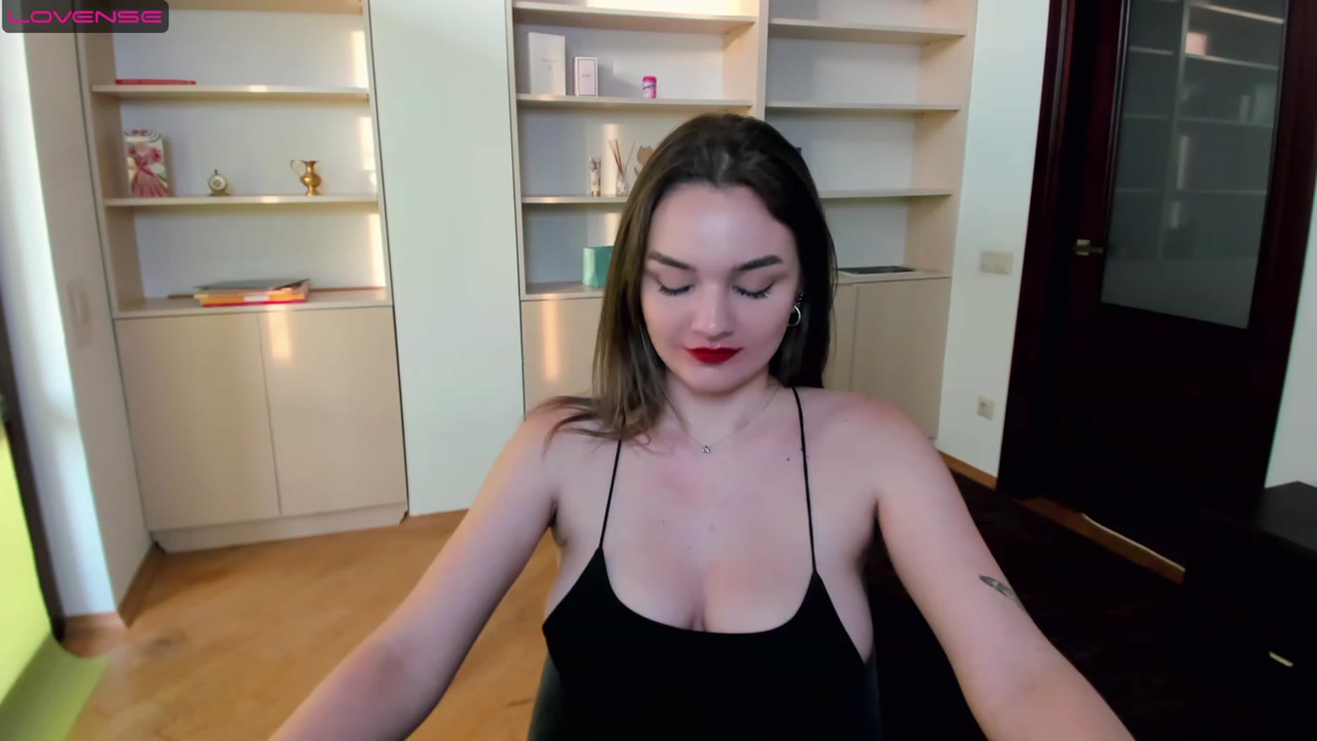 Gallery image thumbnail from AngelikaLovve's myfreecams stream on, 08/15/2023, 16:59 image 15 of 20