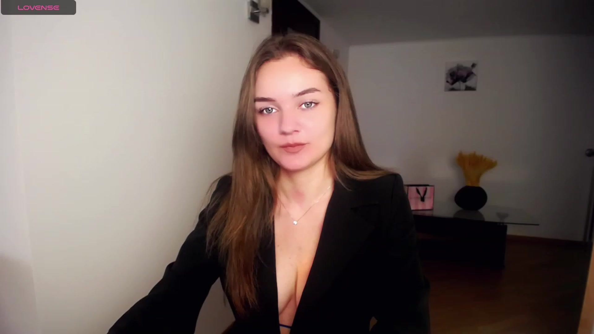 Gallery image thumbnail from AngelikaLovve's myfreecams stream on, 08/17/2023, 16:37 image 15 of 20