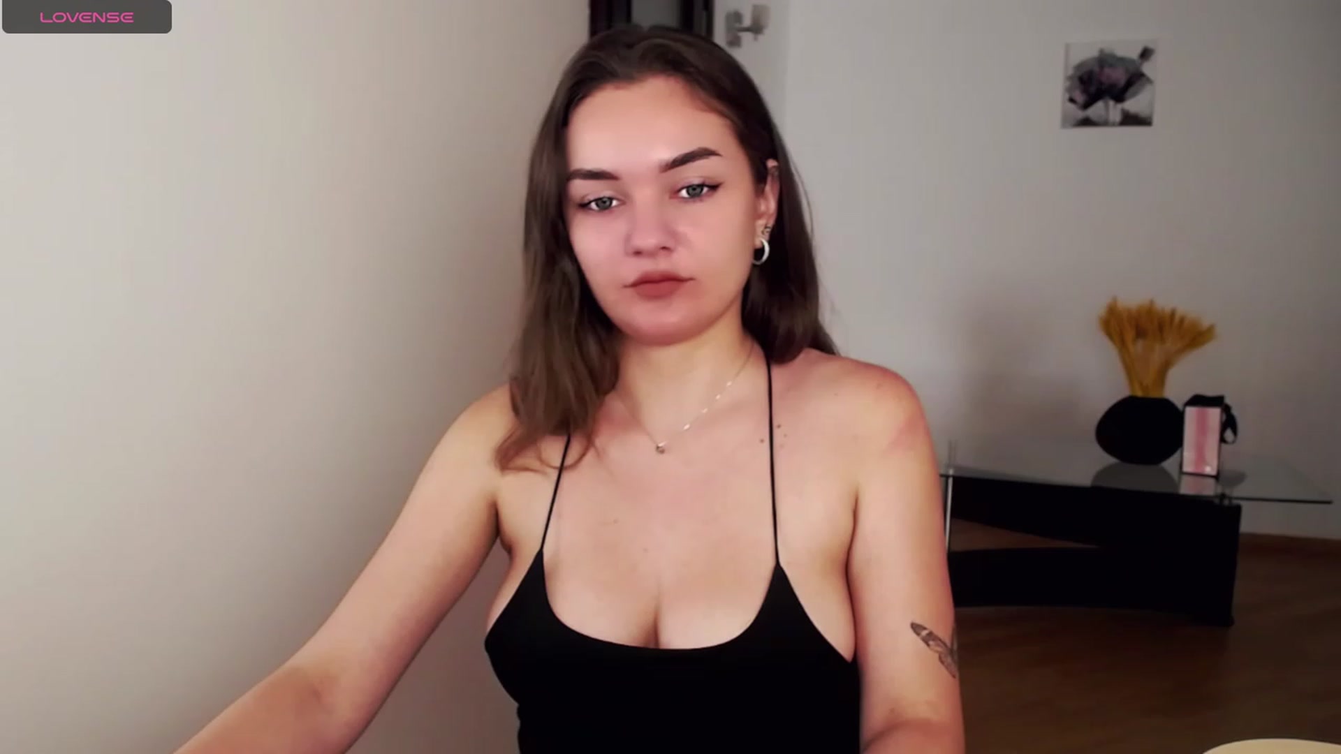 Gallery image thumbnail from AngelikaLovve's myfreecams stream on, 08/21/2023, 13:58 image 7 of 20