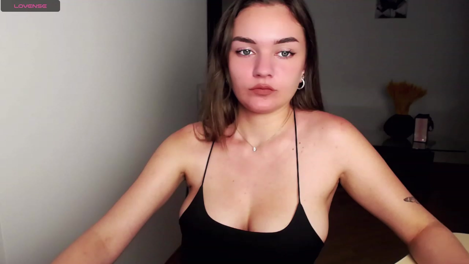 Gallery image thumbnail from AngelikaLovve's myfreecams stream on, 08/21/2023, 17:18 image 9 of 20