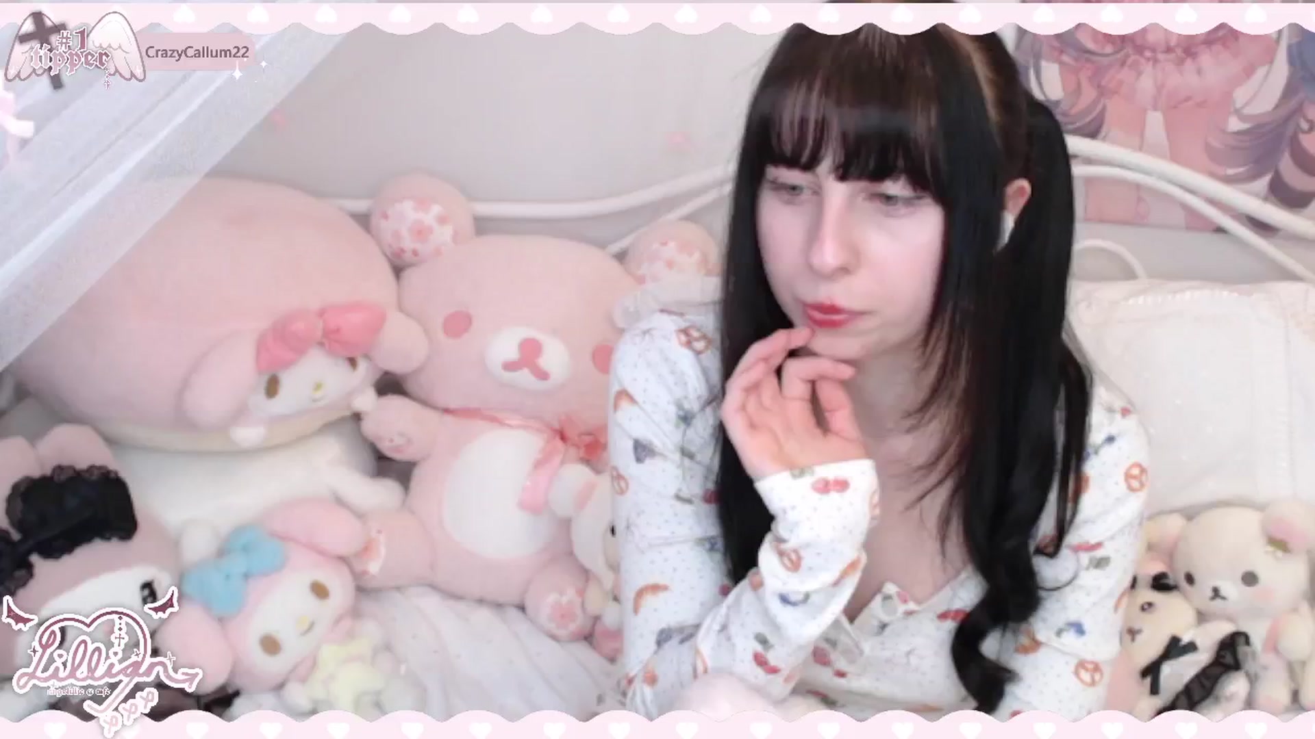 Gallery image thumbnail from Angelillic's myfreecams stream on, 04/26/2024, 02:00 image 9 of 20