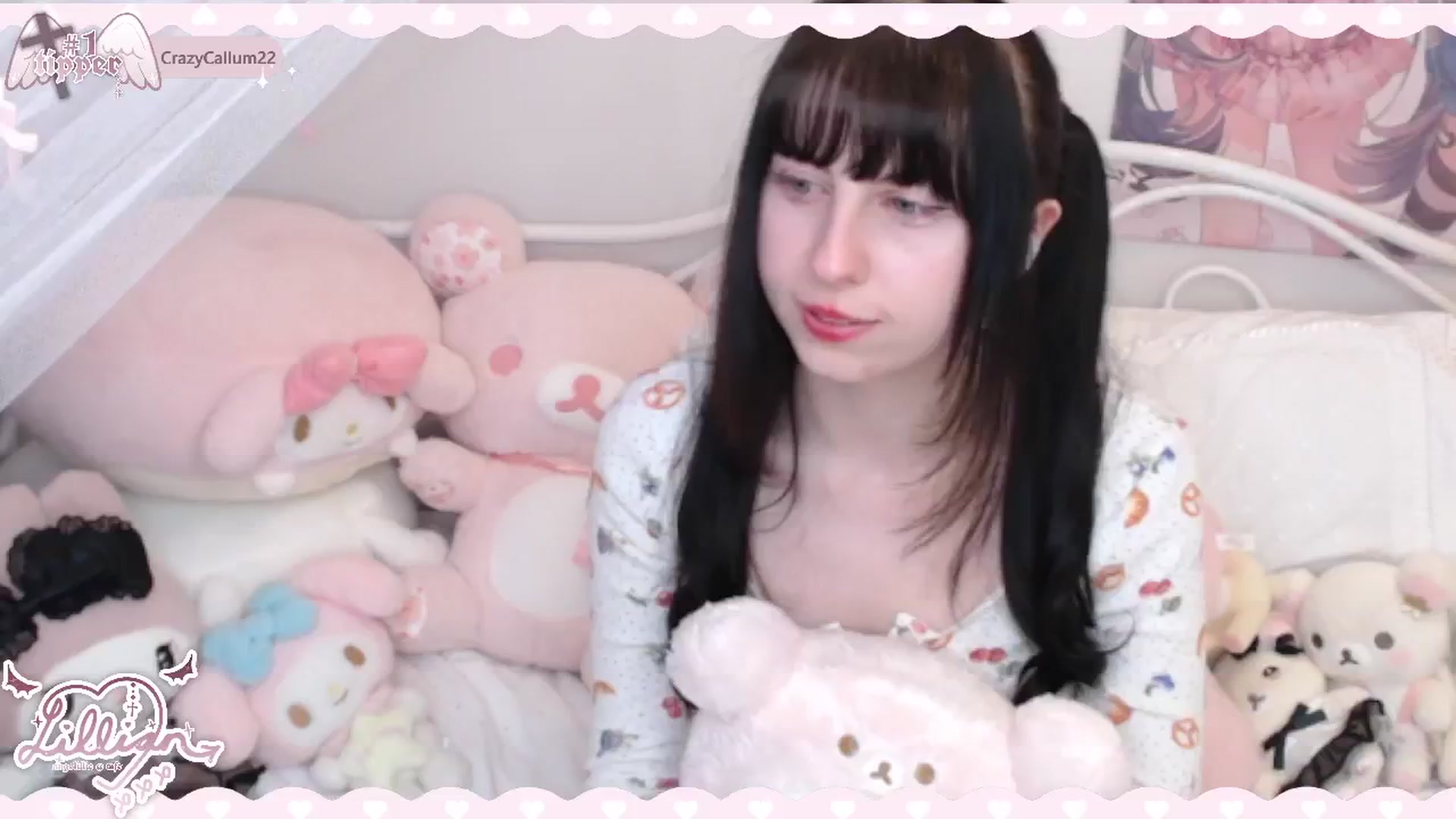 Gallery image thumbnail from Angelillic's myfreecams stream on, 04/26/2024, 02:00 image 8 of 20