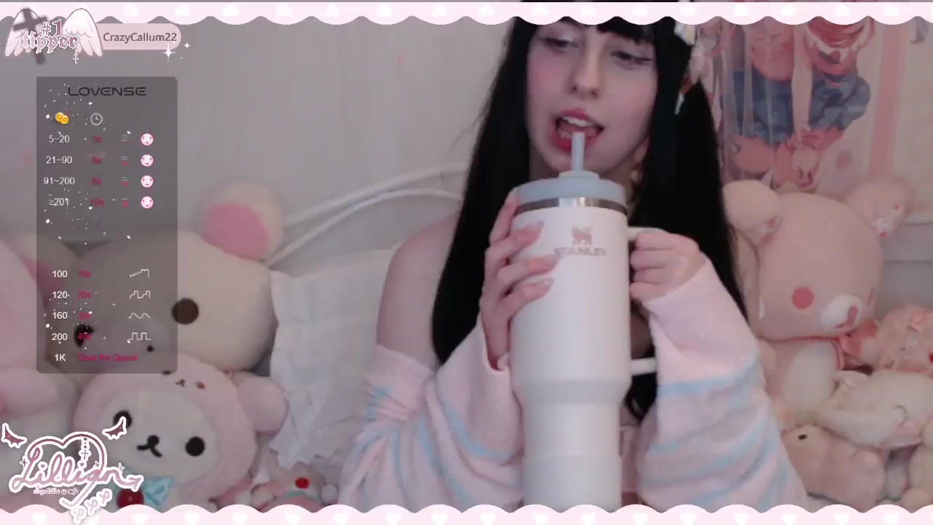 Gallery image thumbnail from Angelillic's myfreecams stream on, 06/03/2024, 01:18 image 9 of 20