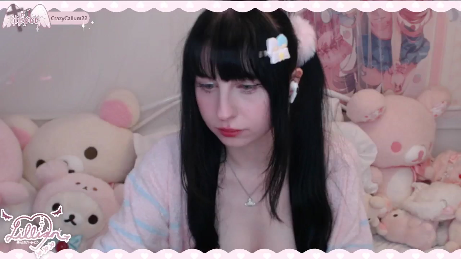 Gallery image thumbnail from Angelillic's myfreecams stream on, 06/03/2024, 01:18 image 6 of 20