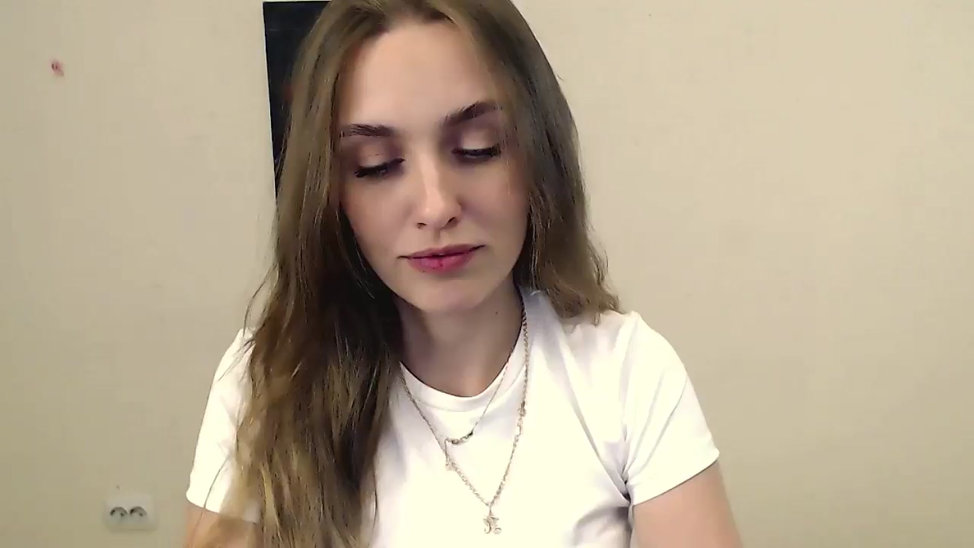 Gallery image thumbnail from Angelina_S_'s myfreecams stream on, 06/17/2025, 08:59 image 12 of 20