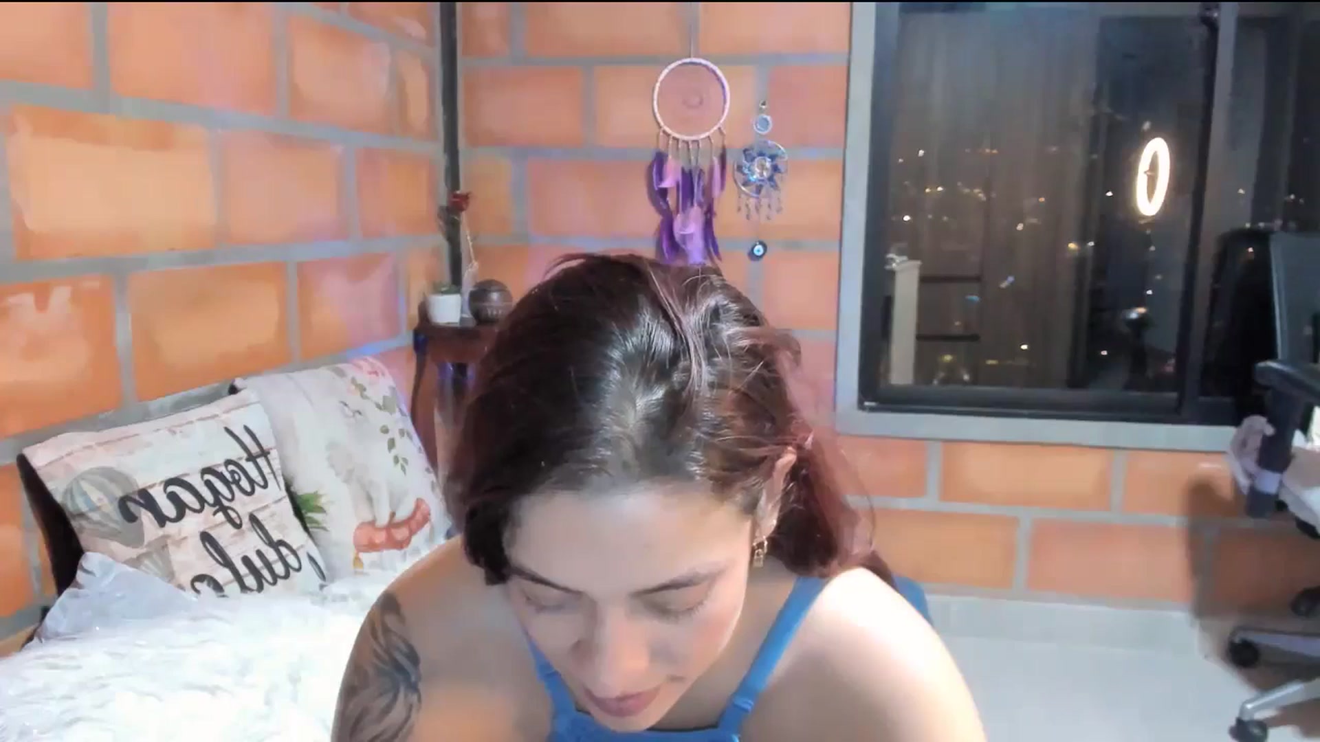 Gallery image thumbnail from Angeline1Rose's myfreecams stream on, 01/01/2026, 08:43 image 17 of 20