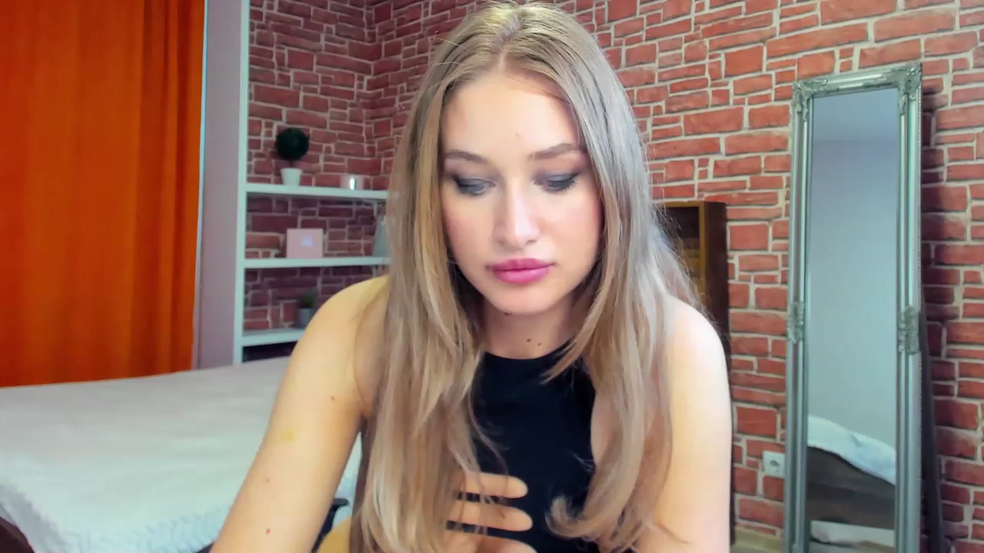 Gallery image thumbnail from AngelineMay's myfreecams stream on, 04/01/2023, 09:46 image 2 of 20