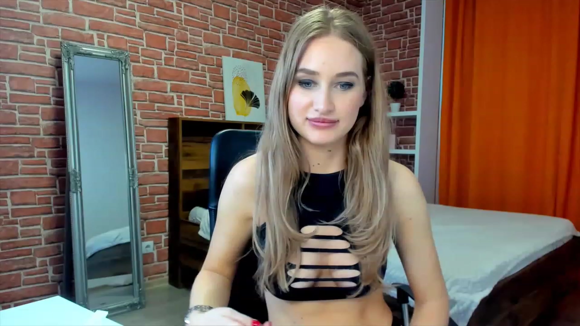 Gallery image thumbnail from AngelineMay's myfreecams stream on, 04/01/2023, 14:51 image 6 of 20