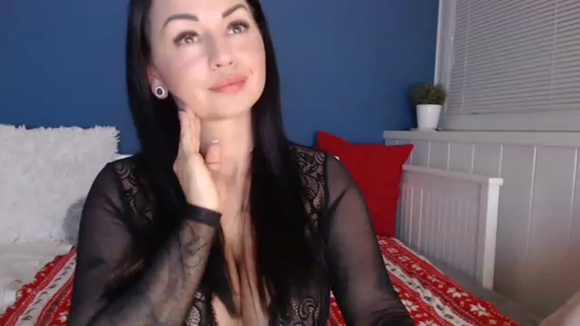 Gallery image thumbnail from AngelineShine's myfreecams stream on, 12/09/2022, 20:28 image 4 of 20