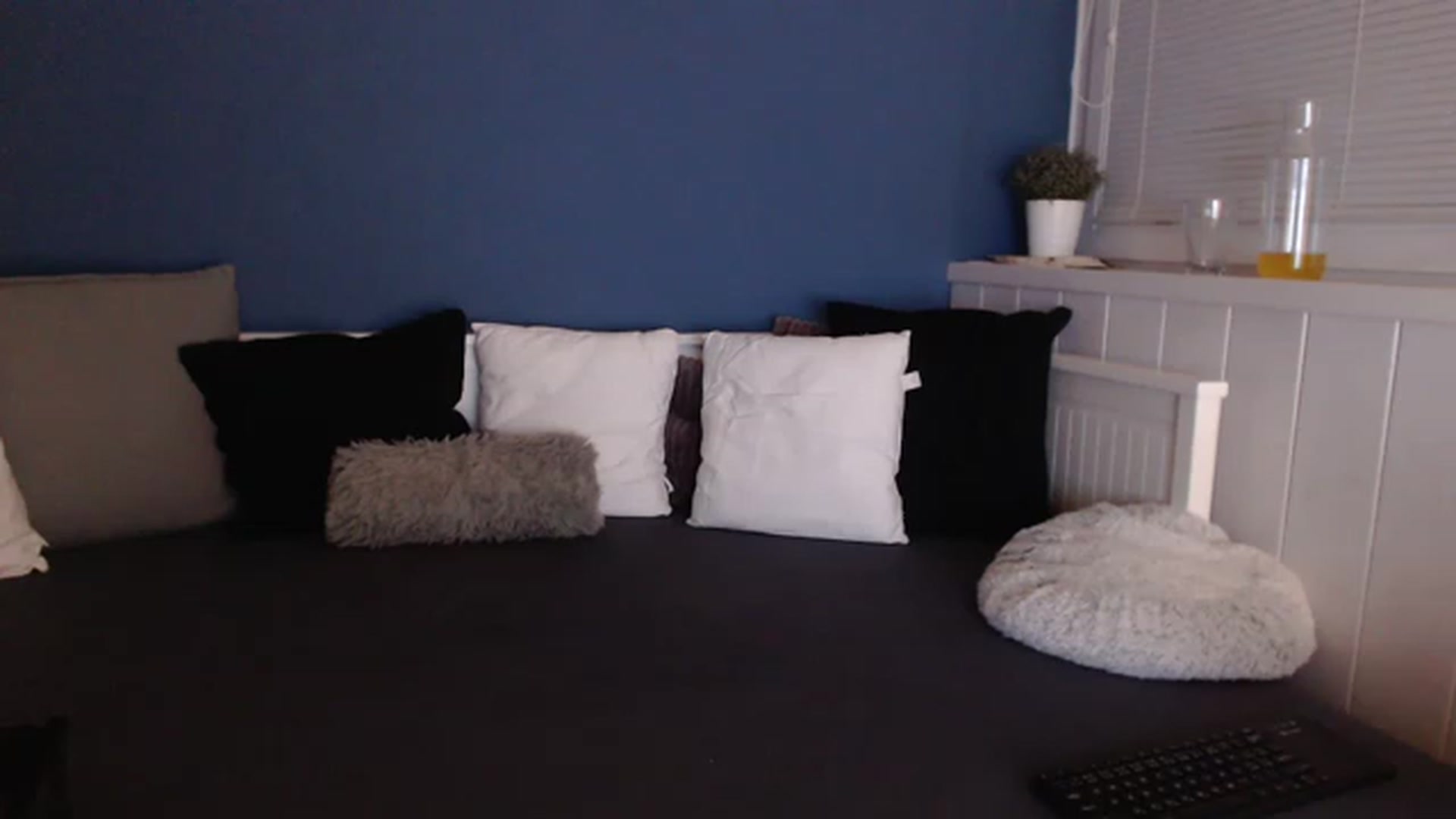 Gallery image thumbnail from AngelineShine's myfreecams stream on, 04/12/2023, 21:14 image 6 of 20
