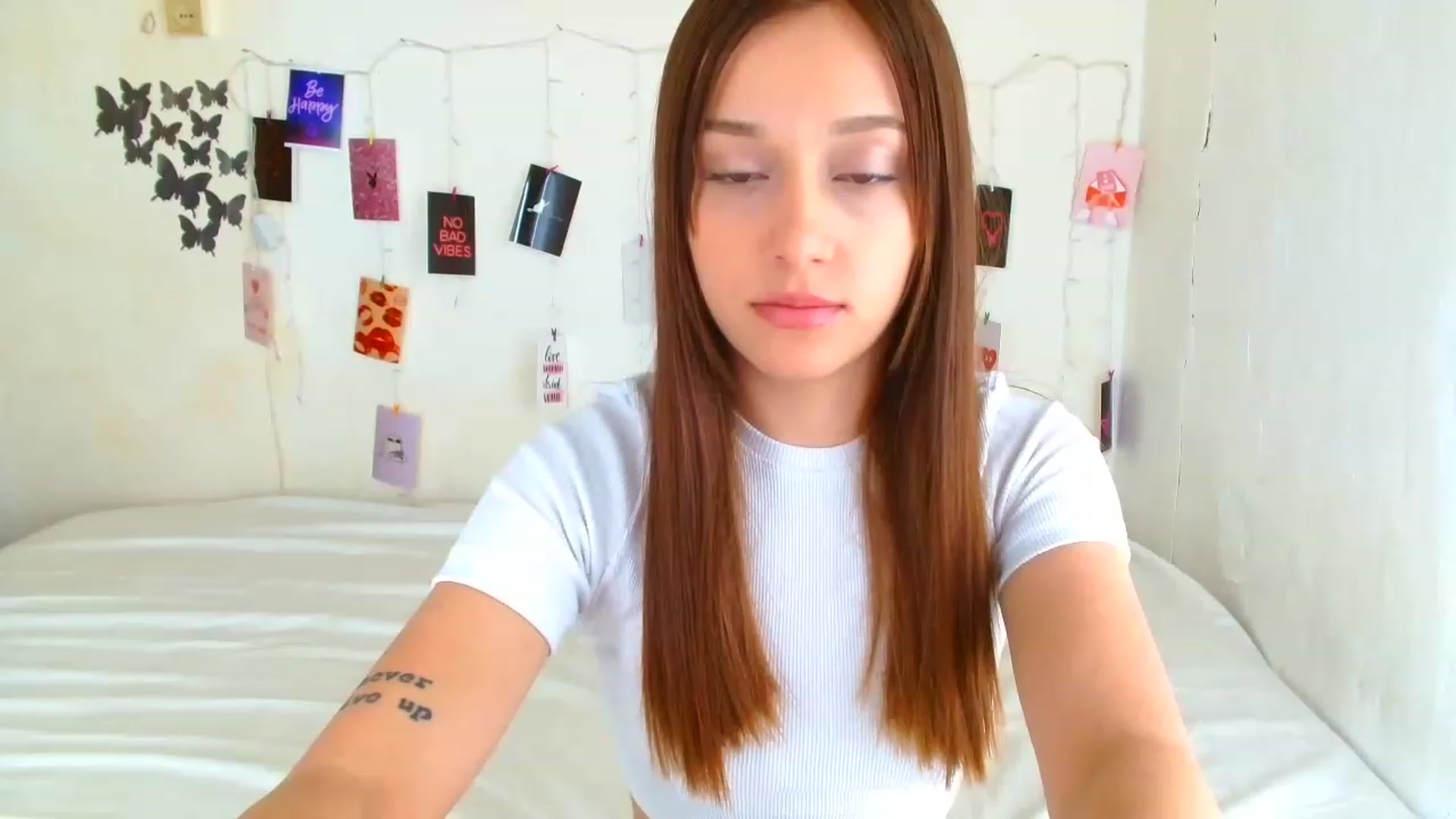 Gallery image thumbnail from AngellBabyy's myfreecams stream on, 04/16/2023, 11:06 image 16 of 20