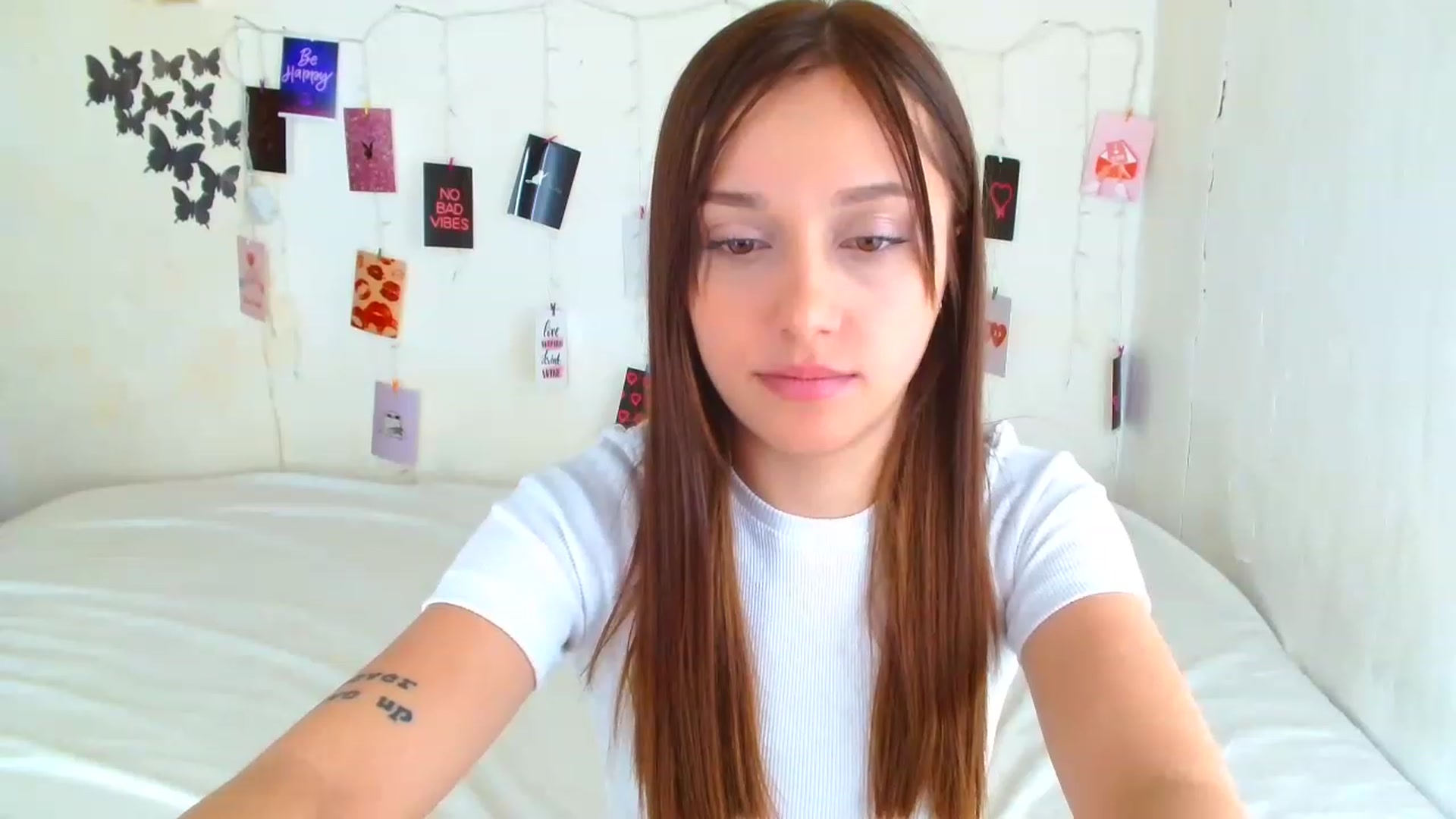 Gallery image thumbnail from AngellBabyy's myfreecams stream on, 04/16/2023, 12:14 image 4 of 20