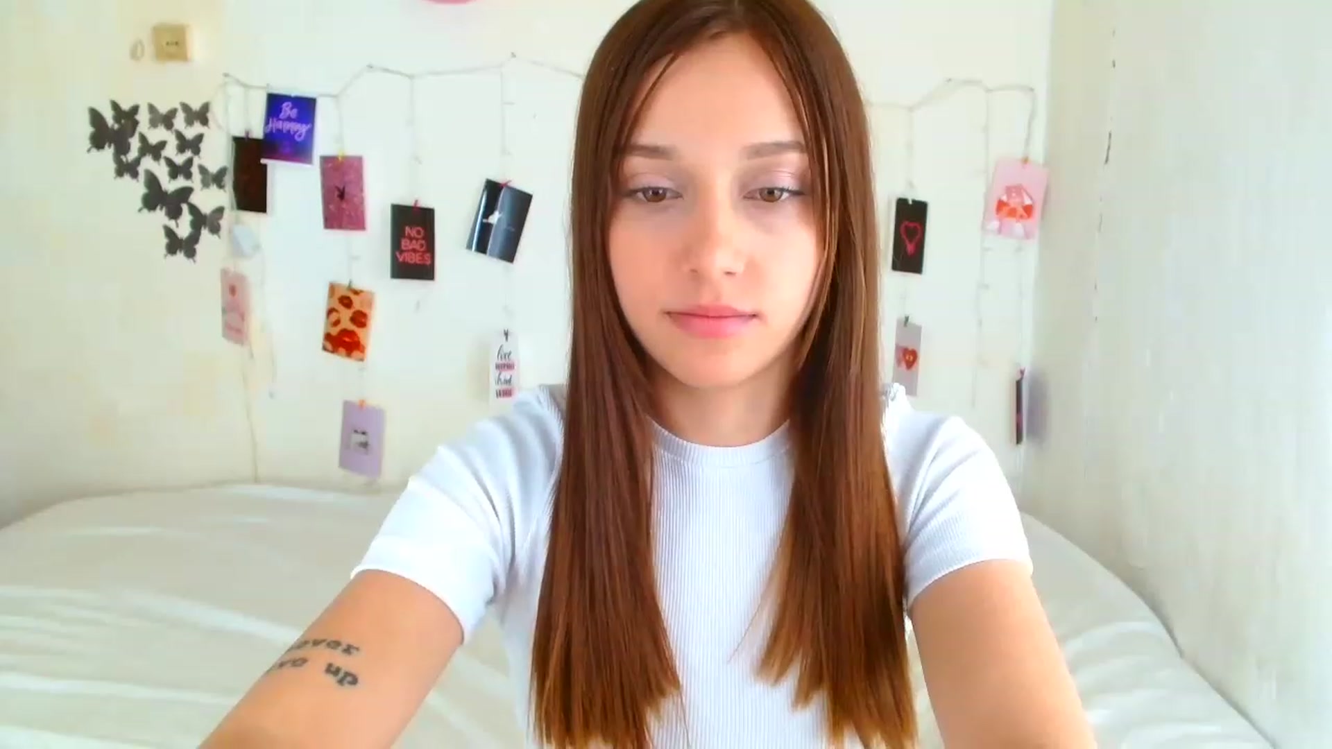 Gallery image thumbnail from AngellBabyy's myfreecams stream on, 04/16/2023, 12:14 image 11 of 20