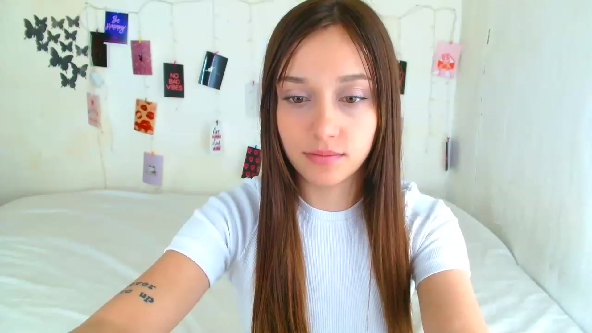 Gallery image thumbnail from AngellBabyy's myfreecams stream on, 04/16/2023, 12:14 image 15 of 20