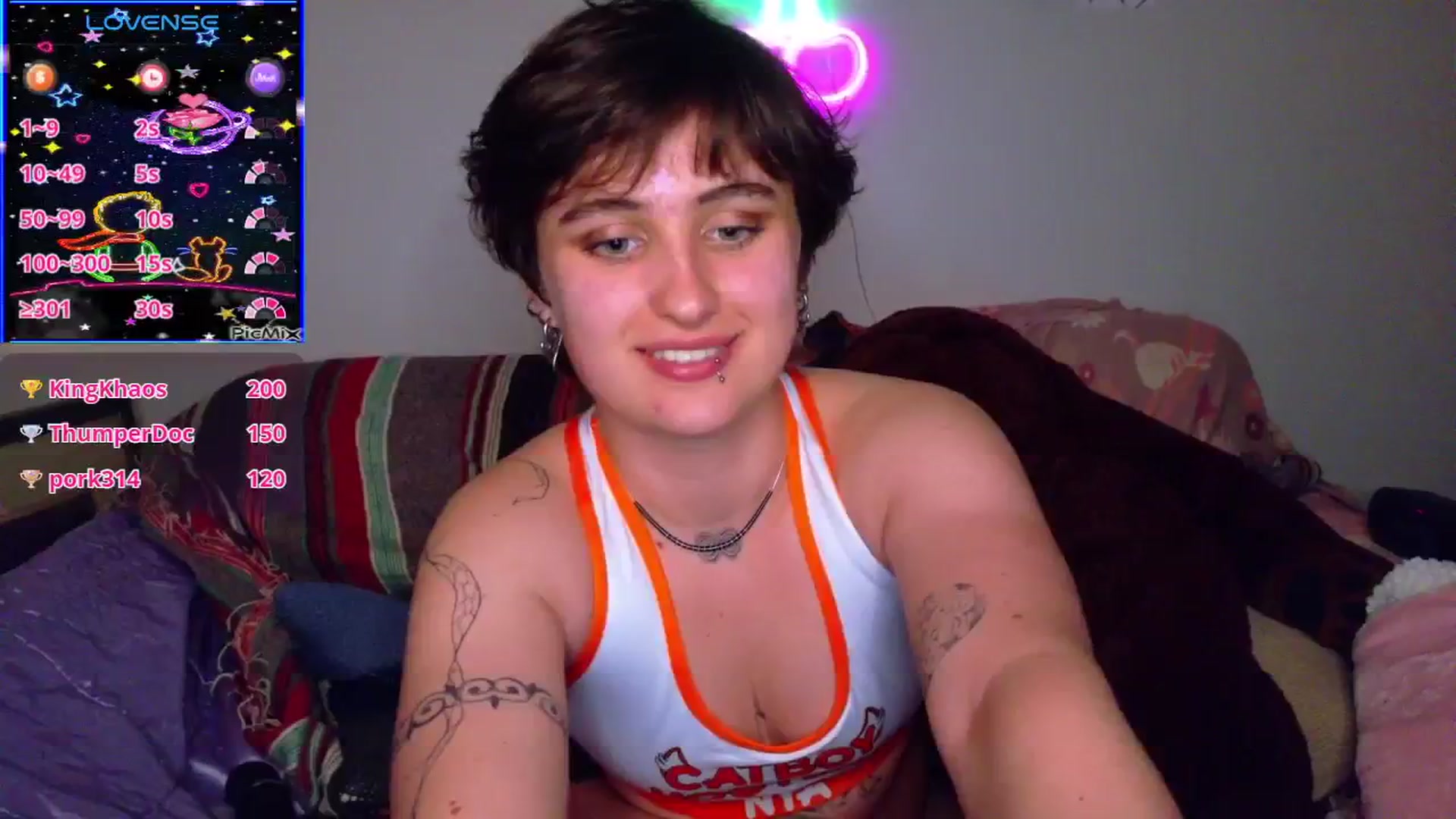 Gallery image thumbnail from AngellDelight's myfreecams stream on, 11/18/2024, 18:44 image 7 of 20