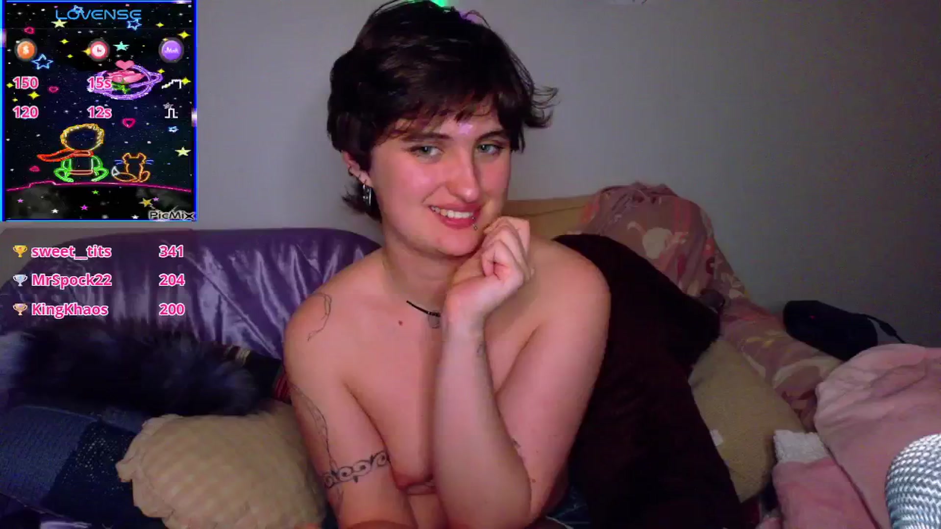 Gallery image thumbnail from AngellDelight's myfreecams stream on, 11/18/2024, 20:06 image 9 of 20