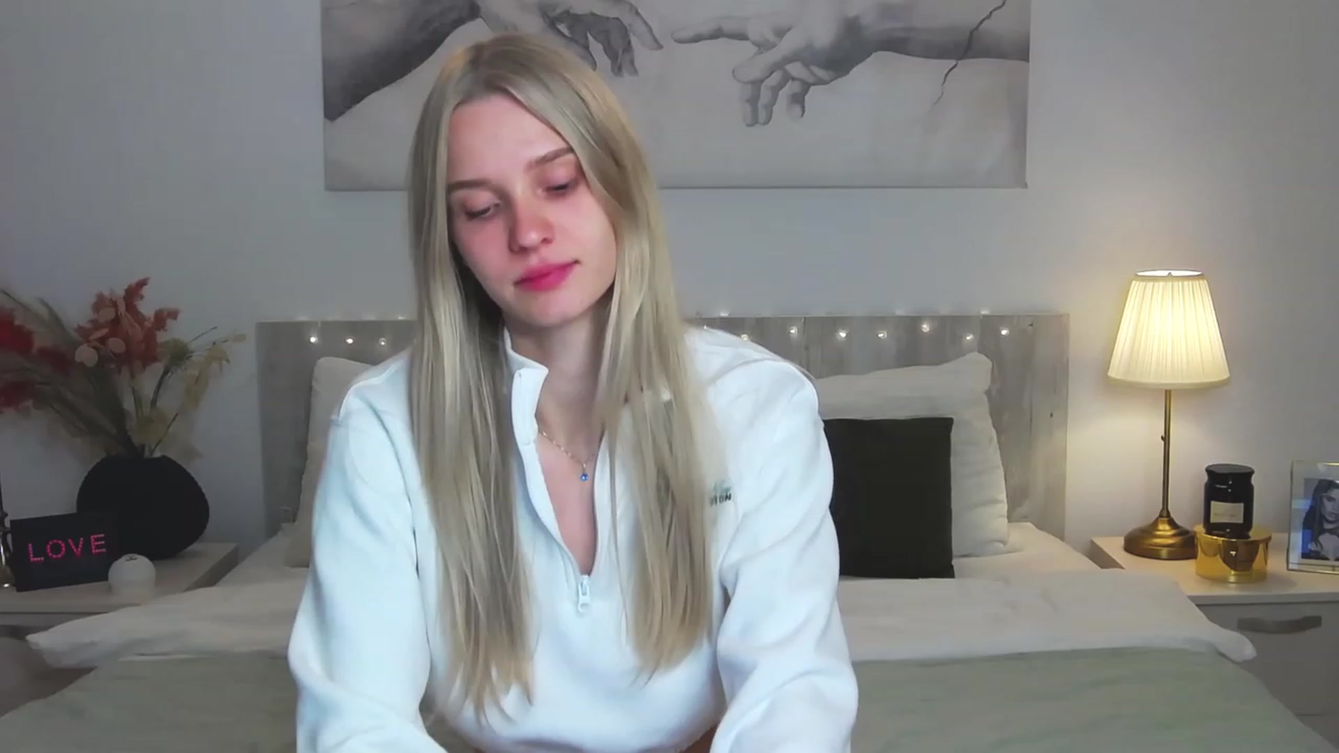 Gallery image thumbnail from Angell_XO's myfreecams stream on, 02/28/2023, 09:06 image 17 of 20