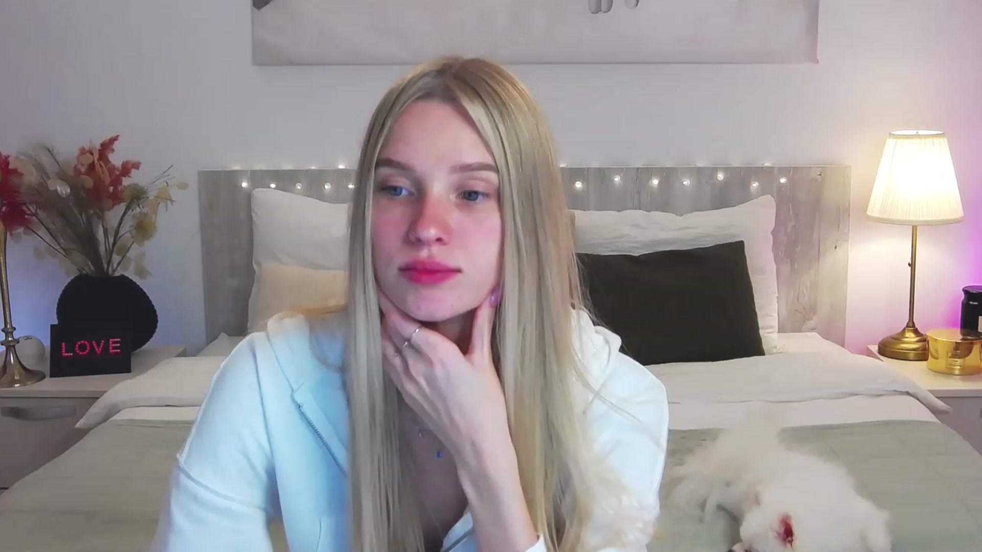 Gallery image thumbnail from Angell_XO's myfreecams stream on, 03/03/2023, 11:44 image 3 of 20