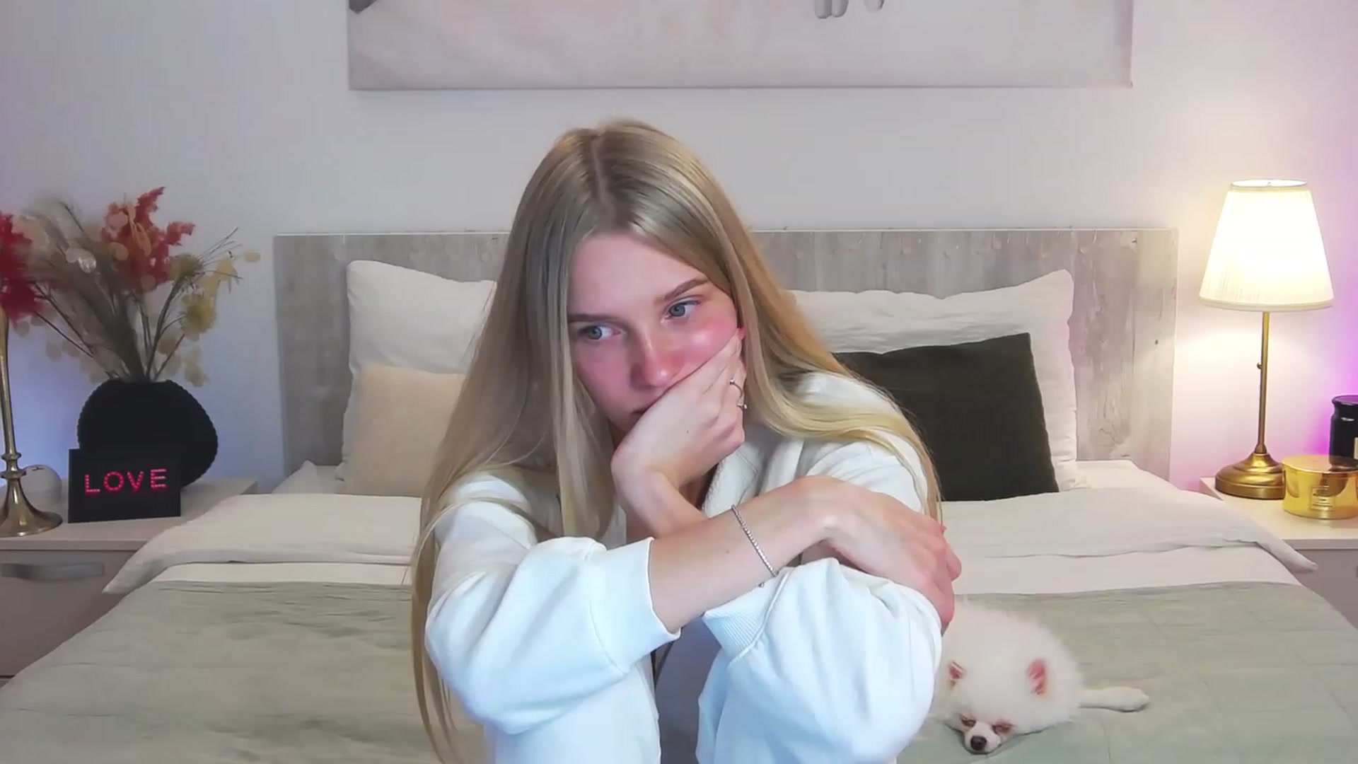 Gallery image thumbnail from Angell_XO's myfreecams stream on, 03/03/2023, 12:02 image 3 of 20