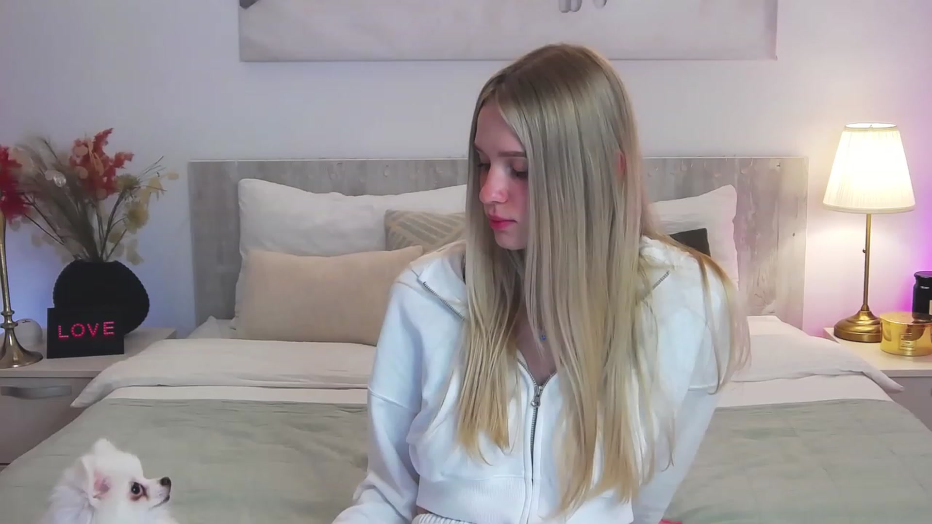 Gallery image thumbnail from Angell_XO's myfreecams stream on, 03/03/2023, 12:02 image 11 of 20
