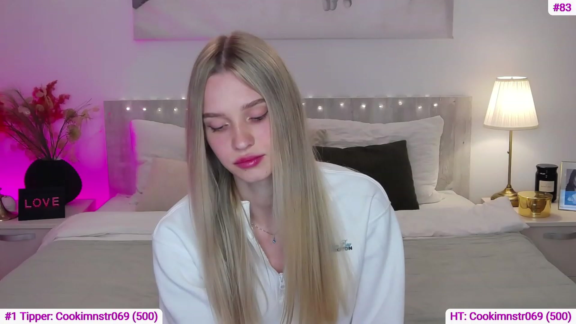 Gallery image thumbnail from Angell_XO's myfreecams stream on, 03/17/2023, 09:00 image 19 of 20