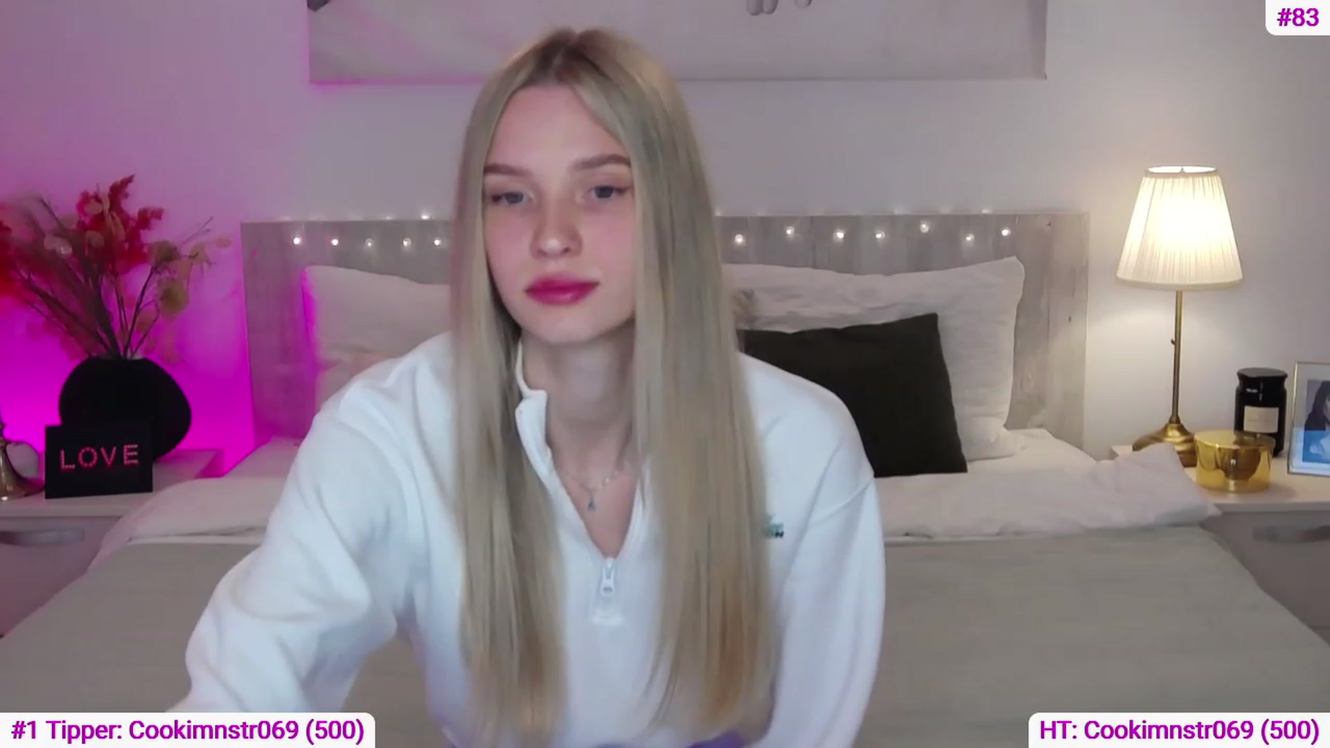 Gallery image thumbnail from Angell_XO's myfreecams stream on, 03/17/2023, 09:00 image 5 of 20