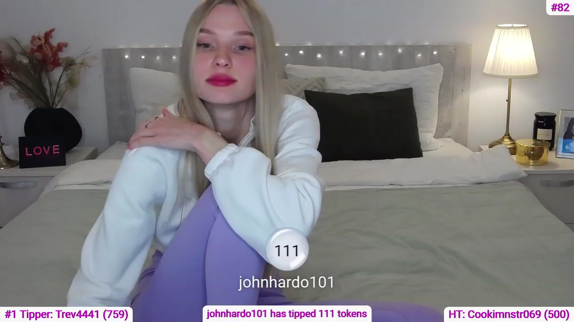 Gallery image thumbnail from Angell_XO's myfreecams stream on, 03/17/2023, 11:33 image 5 of 20