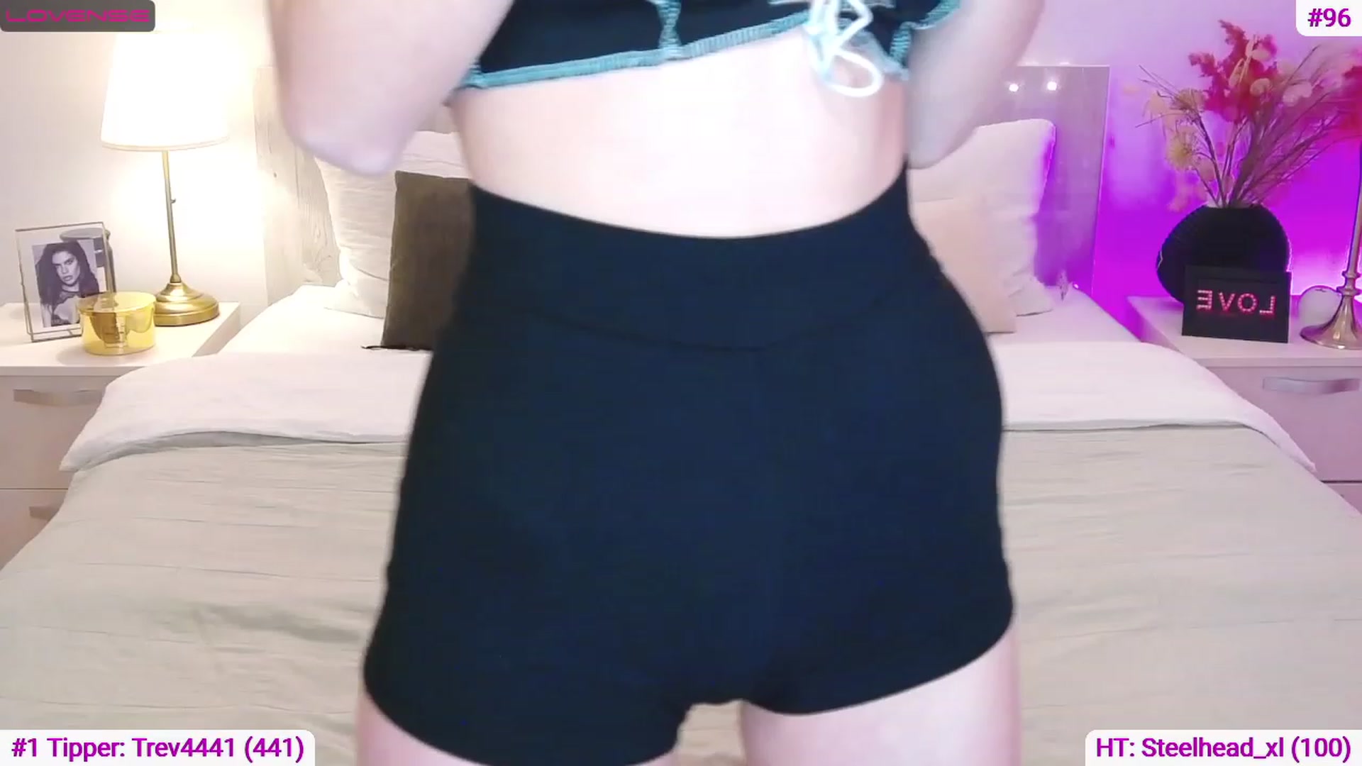 Gallery image thumbnail from Angell_XO's myfreecams stream on, 03/19/2023, 18:00 image 12 of 20