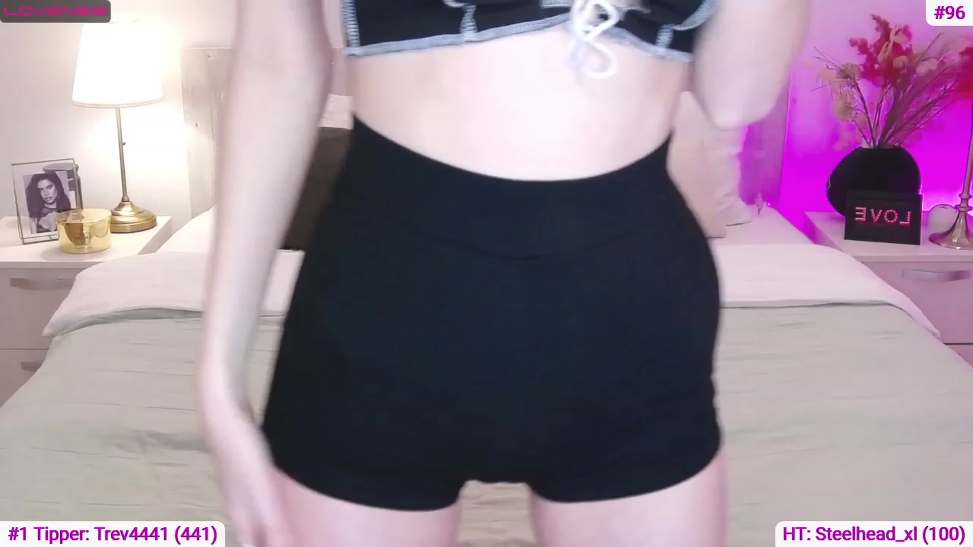 Gallery image thumbnail from Angell_XO's myfreecams stream on, 03/19/2023, 18:00 image 13 of 20