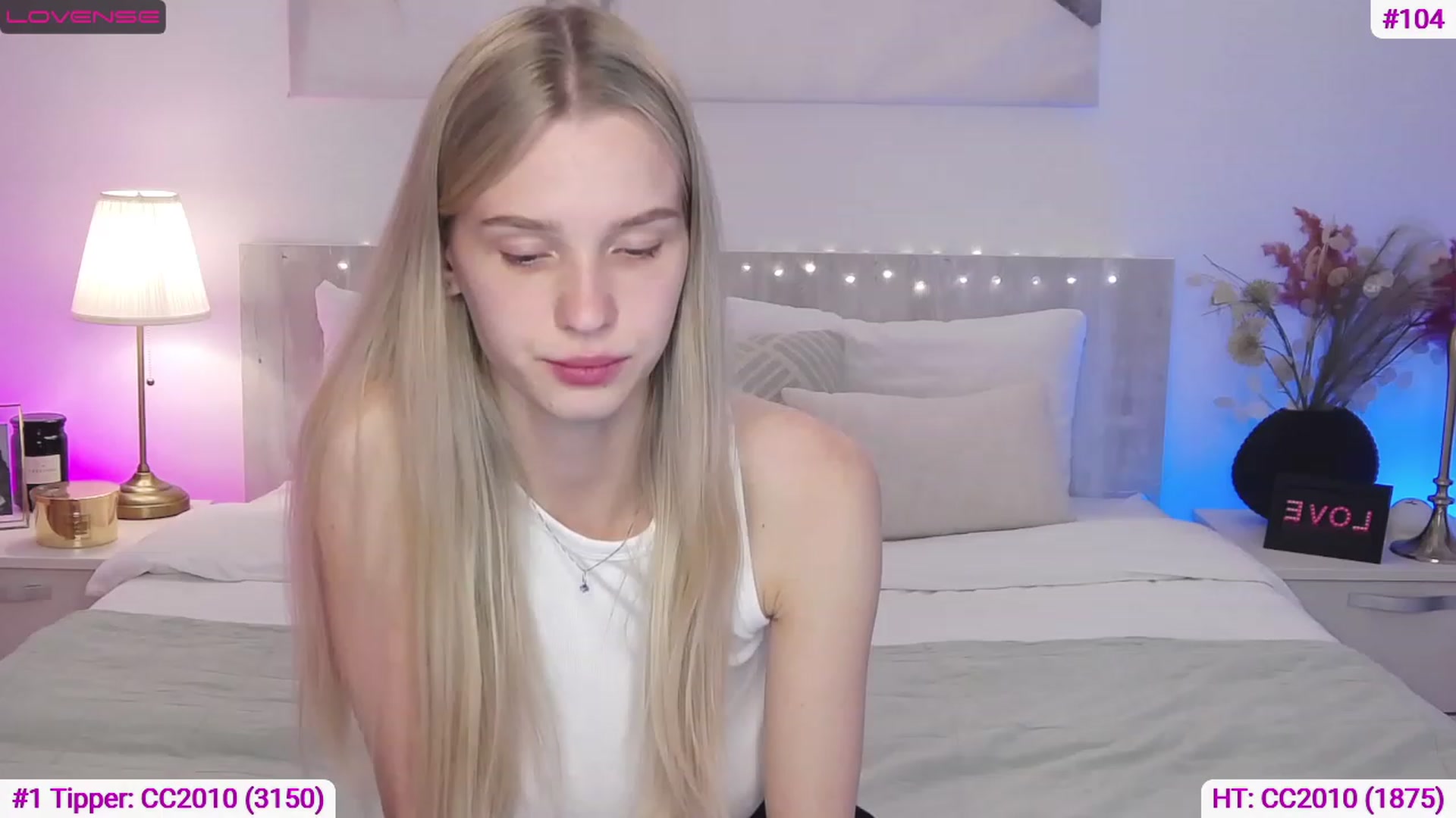 Gallery image thumbnail from Angell_XO's myfreecams stream on, 03/24/2023, 10:40 image 2 of 20