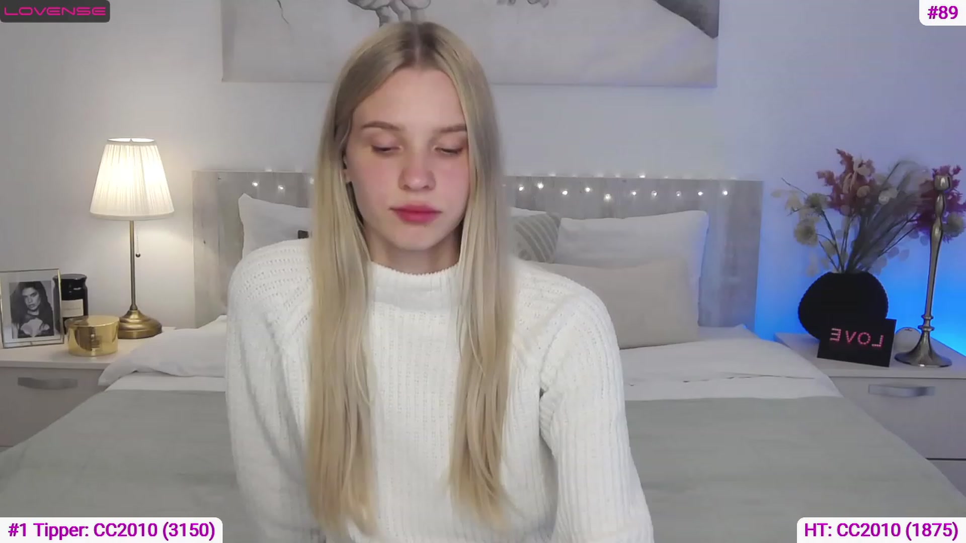 Gallery image thumbnail from Angell_XO's myfreecams stream on, 03/24/2023, 13:01 image 9 of 20
