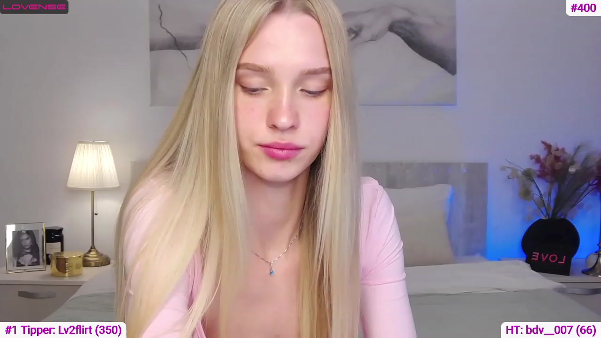Gallery image thumbnail from Angell_XO's myfreecams stream on, 04/01/2023, 13:16 image 6 of 20