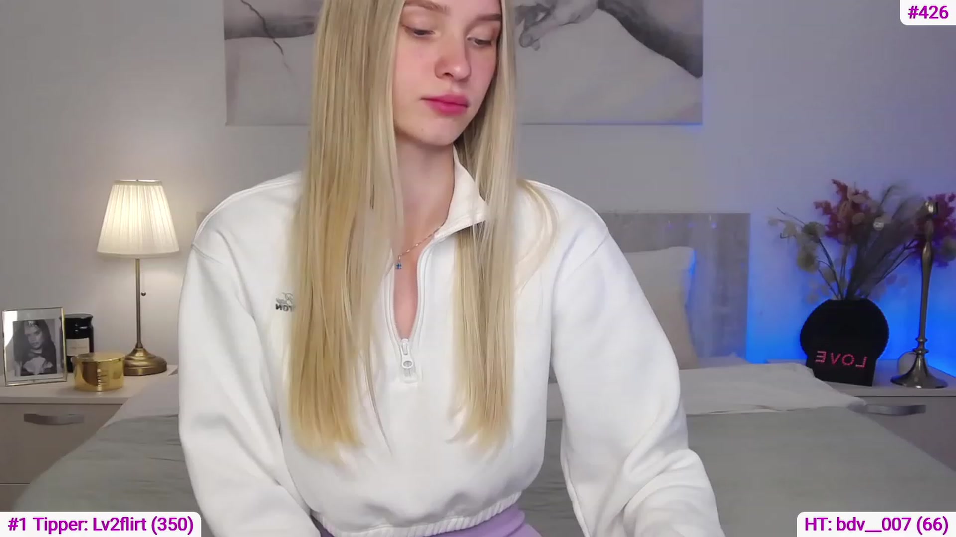 Gallery image thumbnail from Angell_XO's myfreecams stream on, 04/01/2023, 15:48 image 10 of 20