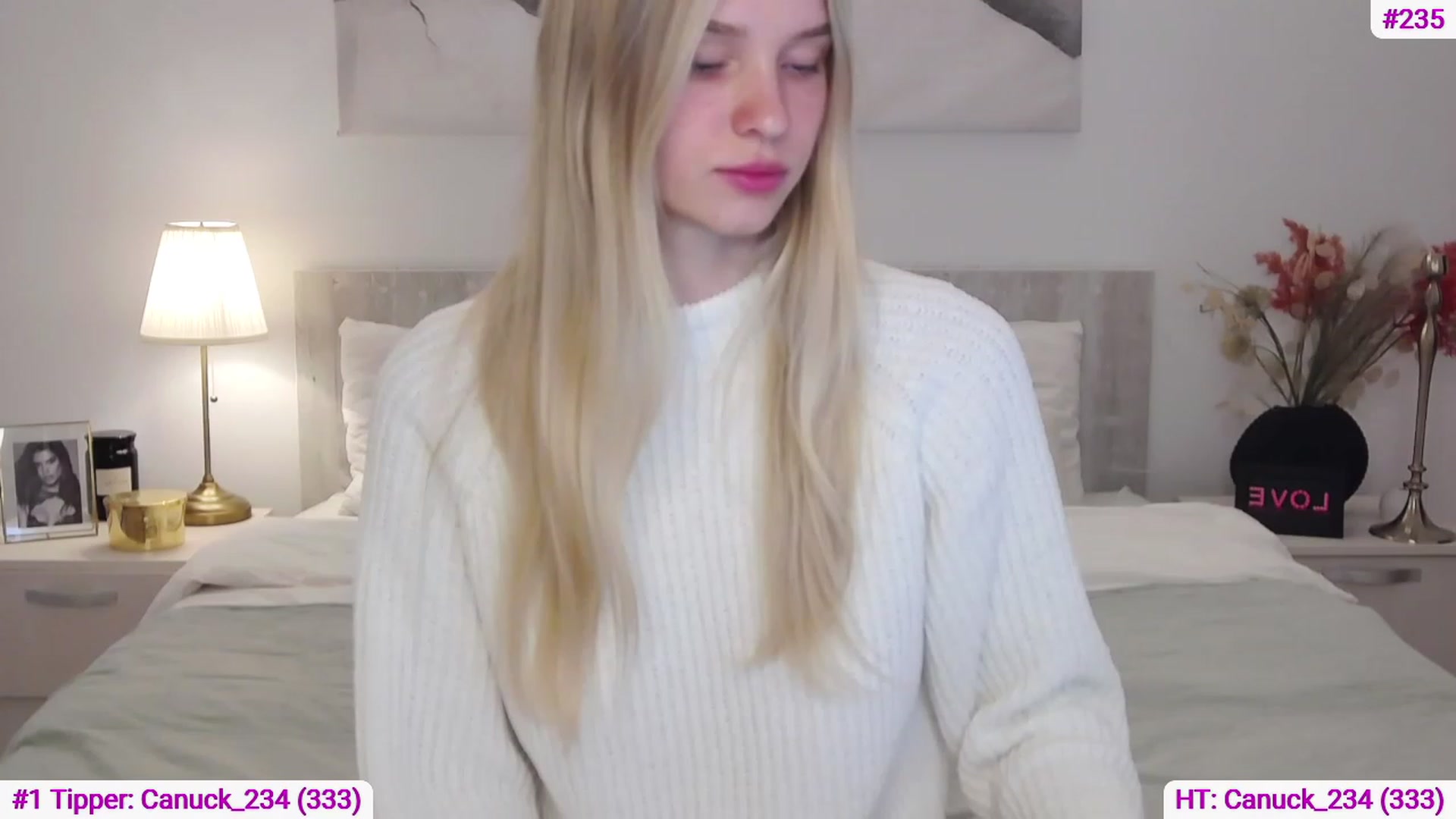 Gallery image thumbnail from Angell_XO's myfreecams stream on, 04/05/2023, 08:34 image 18 of 20