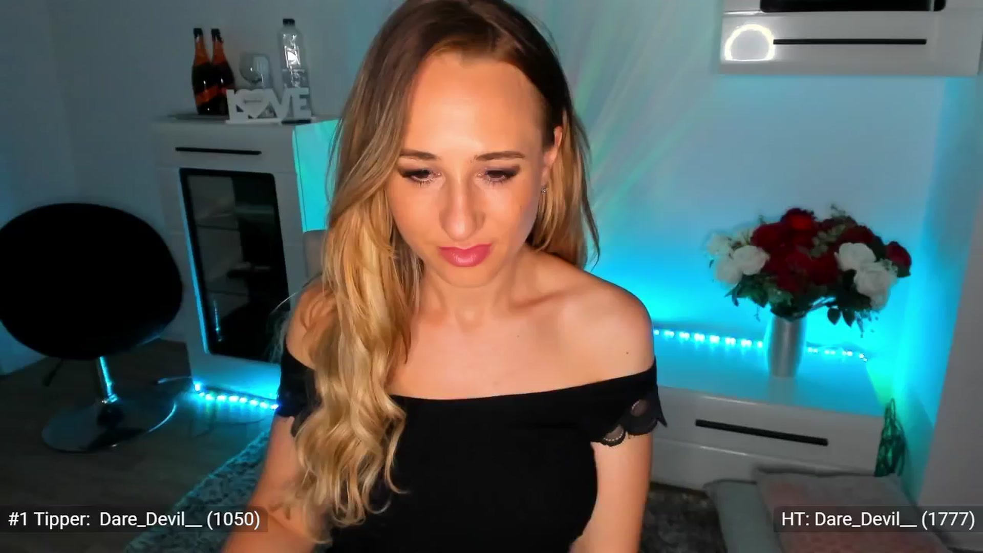 Gallery image thumbnail from Angellicious's myfreecams stream on, 07/26/2024, 16:42 image 18 of 20