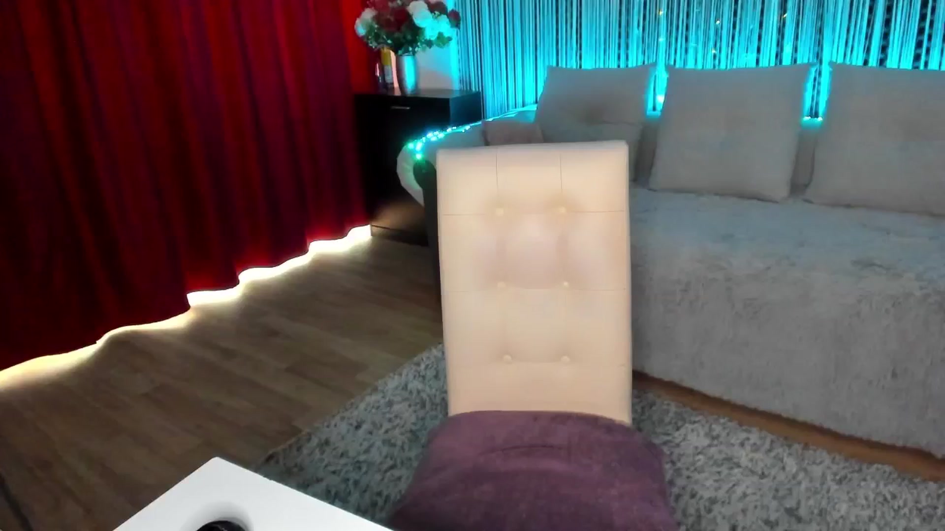 Gallery image thumbnail from Angellicious's myfreecams stream on, 08/12/2024, 16:15 image 17 of 20