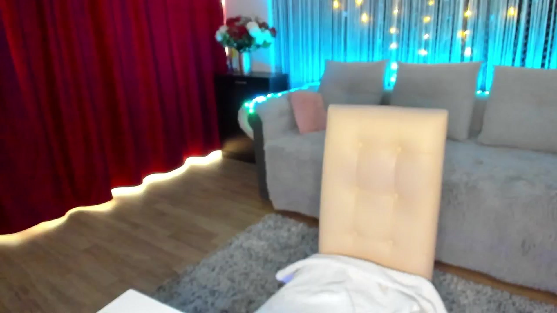 Gallery image thumbnail from Angellicious's myfreecams stream on, 08/14/2024, 17:05 image 3 of 20